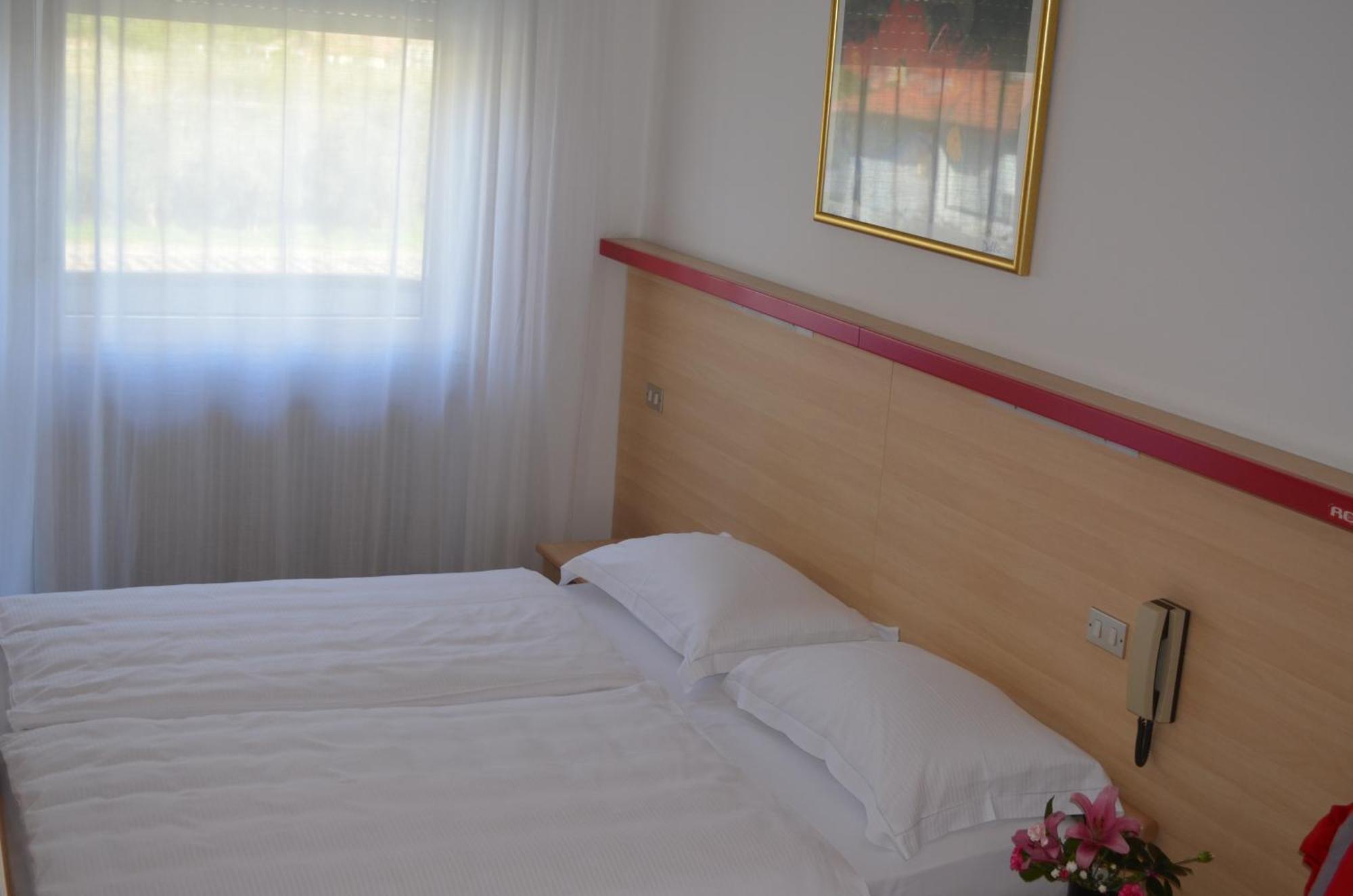 Hotel Park Eden 3*