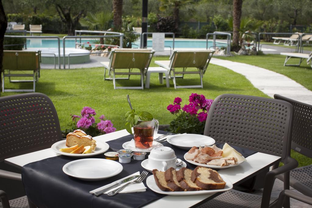 Park Eden Hotel Torbole Sul Garda