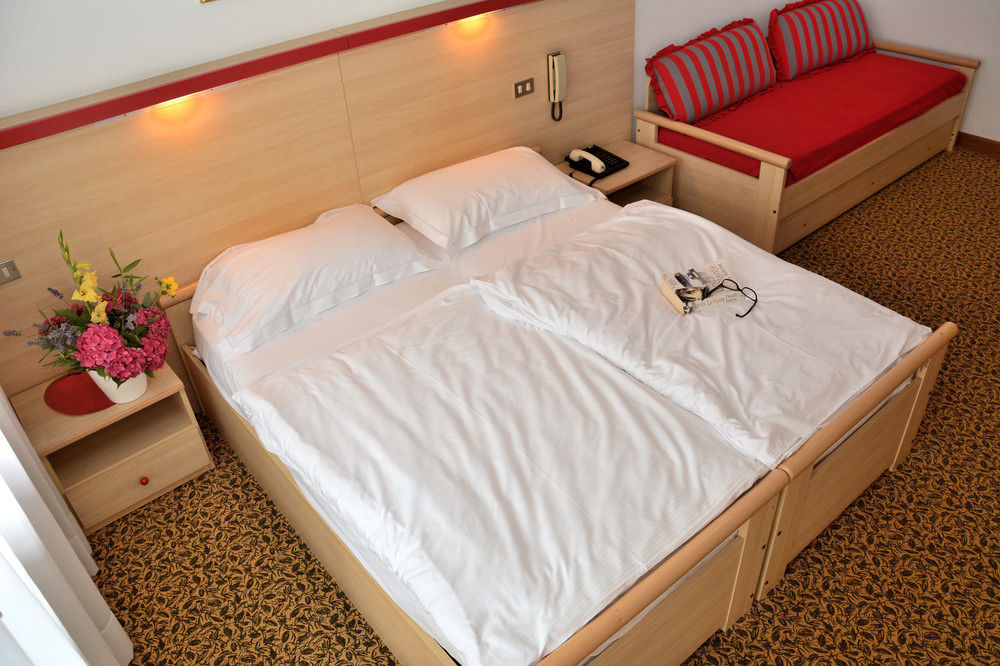 Park Eden Hotel 3*