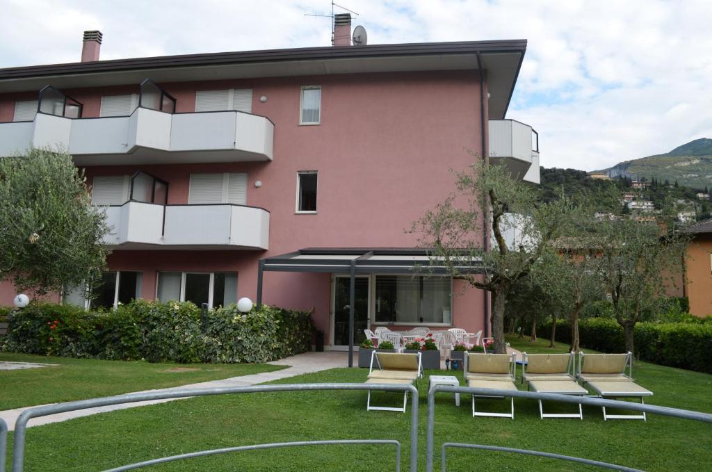 Park Eden Hotel